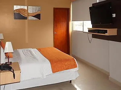Hotel Corona Real Guayaquil 4*,